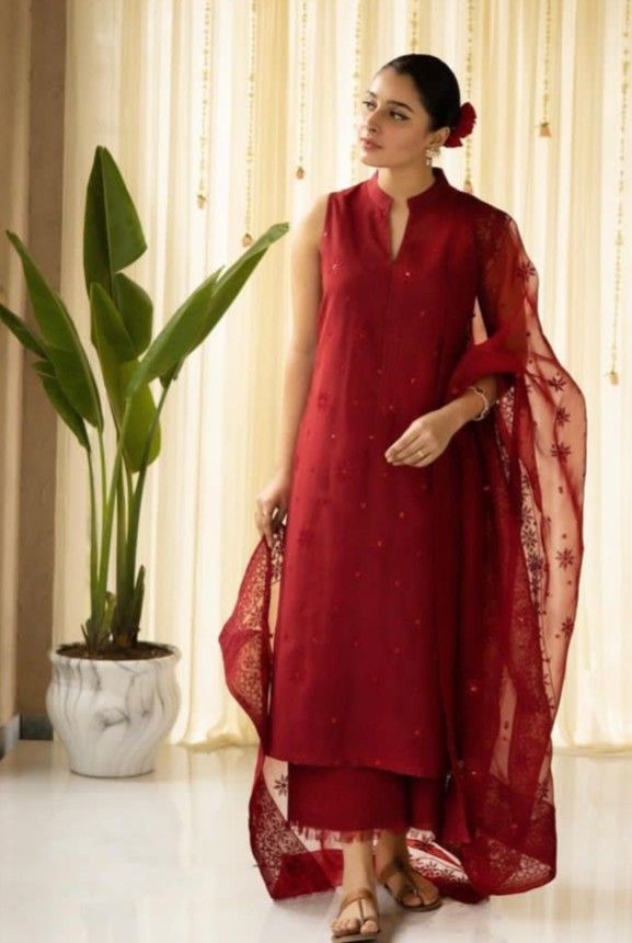 Simple dress Eid dress long shirt wedding dress Churidar Sleeves Kurta, Stitched Salwar Designs, Indian Dress Patterns Salwar Kameez, Kurtha Surwal Design, Hakoba Churidar Design, Parkar Polka For Women, Red Churidar Designs, Saree Recycle Dresses Indian, Traditional Churidar