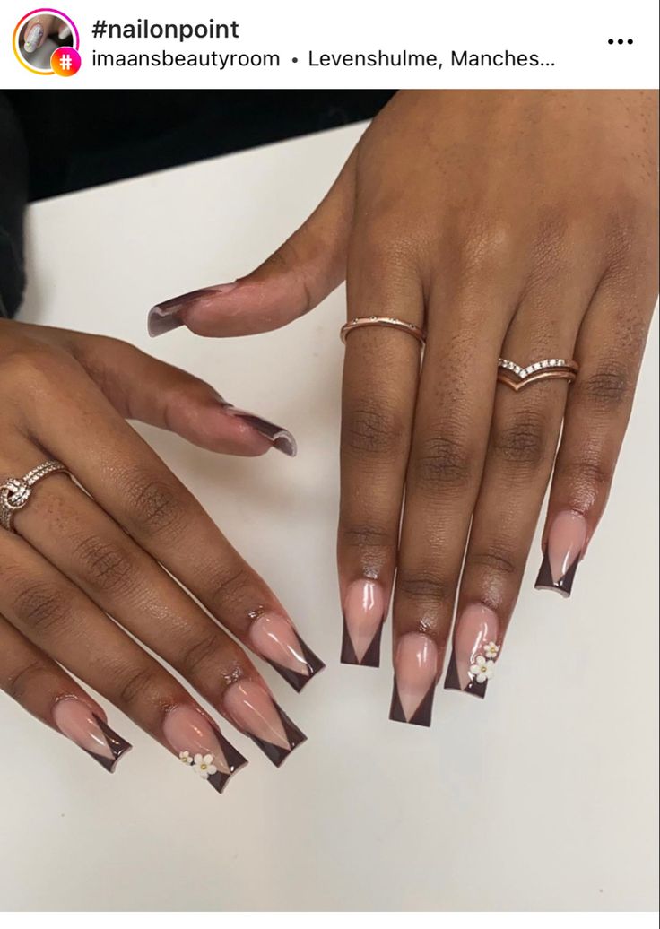 Brown V Tip Frenchies 🤎 Brown Nails V Tip, Brown Frenchies Nail, Brown V French Tip Nails, Brown Glitter French Tip Nails, Brown Toes Nails, Short V French Nails, Brown French Tip Toes, Dark Brown French Tip Nails, Short Brown French Tip Nails