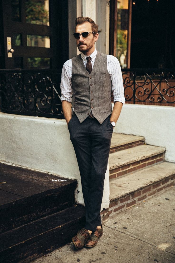 Waistcoat Outfit, Wedding Waistcoats, Mens Fashion Dressy, Mens Wedding Attire, Wool Waistcoat, Navy Dress Pants, Wedding Outfit Men, Waistcoat Dress, Fresh Outfits