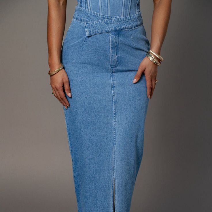 Medium Size Chic High Waist Denim Blue Skirt, Chic High Rise Denim Skirt In Blue, Chic High Rise Denim Skirt, Chic High Rise Denim Blue Denim Skirt, Chic High Waist Medium Wash Skirt, Chic Denim Blue Long Skirt, Chic Medium Wash Midi Skirt, Chic Denim Blue Midi Skirt, Chic Fitted Medium Wash Denim Skirt