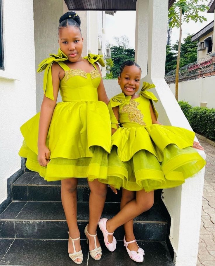 Ball gown Dress Styles For Teenagers Girls Style Gown, Children's Styles For Gown, Children's Ball Gown Dresses, Gowns For Kids Girl, Children Styles For Gown, Children Ball Gown Styles, African Dresses For Teenagers, Ball Dresses For Kids, Kids Gown Princesses