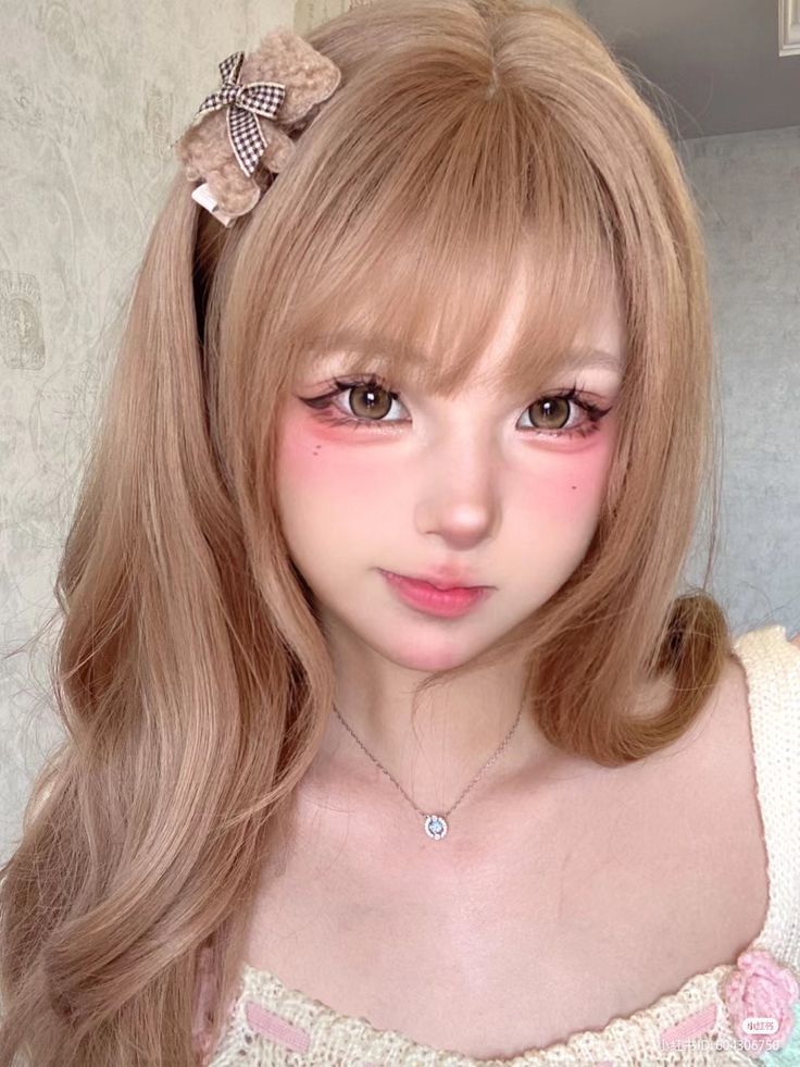 Save = follow. (Do not repost) Kawaii Cosplay Makeup, Pink Doll Makeup Look, My Dress Up Darling Makeup, Chinese Doll Makeup, Pink Makeup Asian, Douyin Pink Makeup, Pink Doll Makeup, Doll Makeup Aesthetic, Doll Eyes Makeup