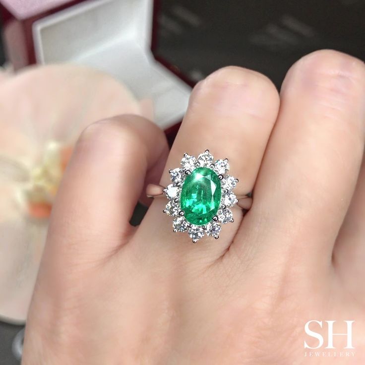 What occasion do you think this Sunburst Emerald Ring is suited for? 💚



#emeraldrings #emerald #gemstone #gemstonejewellery #jewellery #jewelry #melbourne #australia Classy Jewellery, Classy Jewelry, Jewellery Store, Emerald Gemstone, Emerald Ring, Melbourne Australia, Jewelry Stores, Gemstone Jewelry, Melbourne