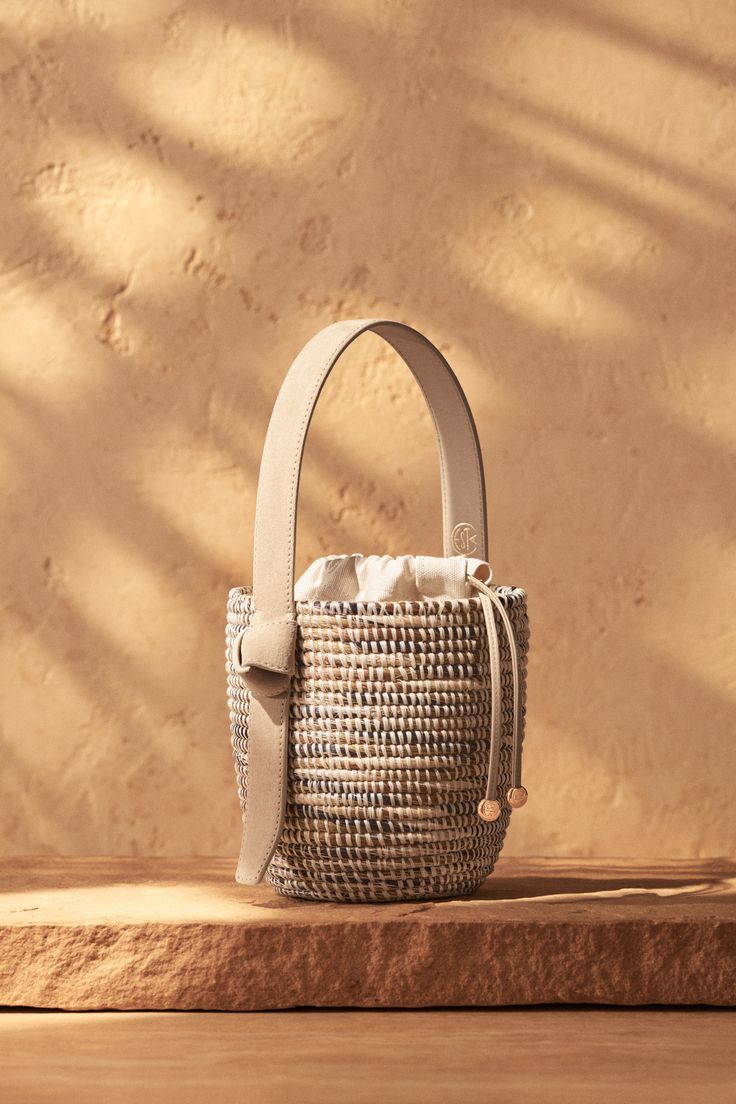 Lunch Pail, Basket Bags, Summer Fashions, Basket Bag, Women Artisans, The Hills, Artisan Craft, In The Bag, Nappa Leather