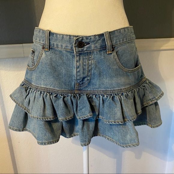 Frilly Denim Skirt, Denim Skirt With Ruffles, Ruffle Jean Skirt Outfits, Coquette Jean Skirt, Cute Jean Skirts, Ruffle Jean Skirt, Remade Clothes, Ruffled Denim Skirt, Ruffle Denim Skirt