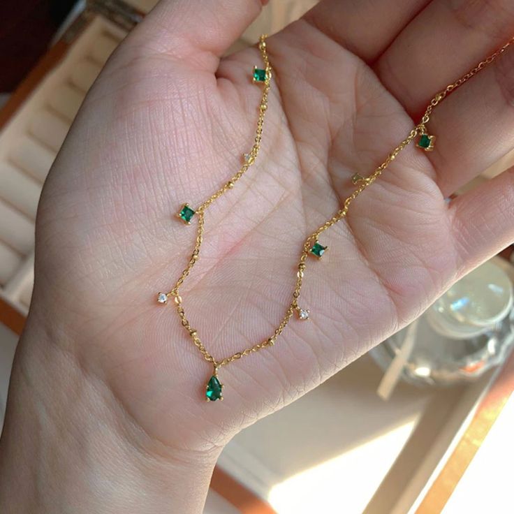 Cheap Green Gemstone Necklace, Crystal Choker Necklace, Luxury Necklace, Classy Jewelry, Jewelry Lookbook, Crystal Choker, Fancy Jewelry, Girly Jewelry, Design Silver