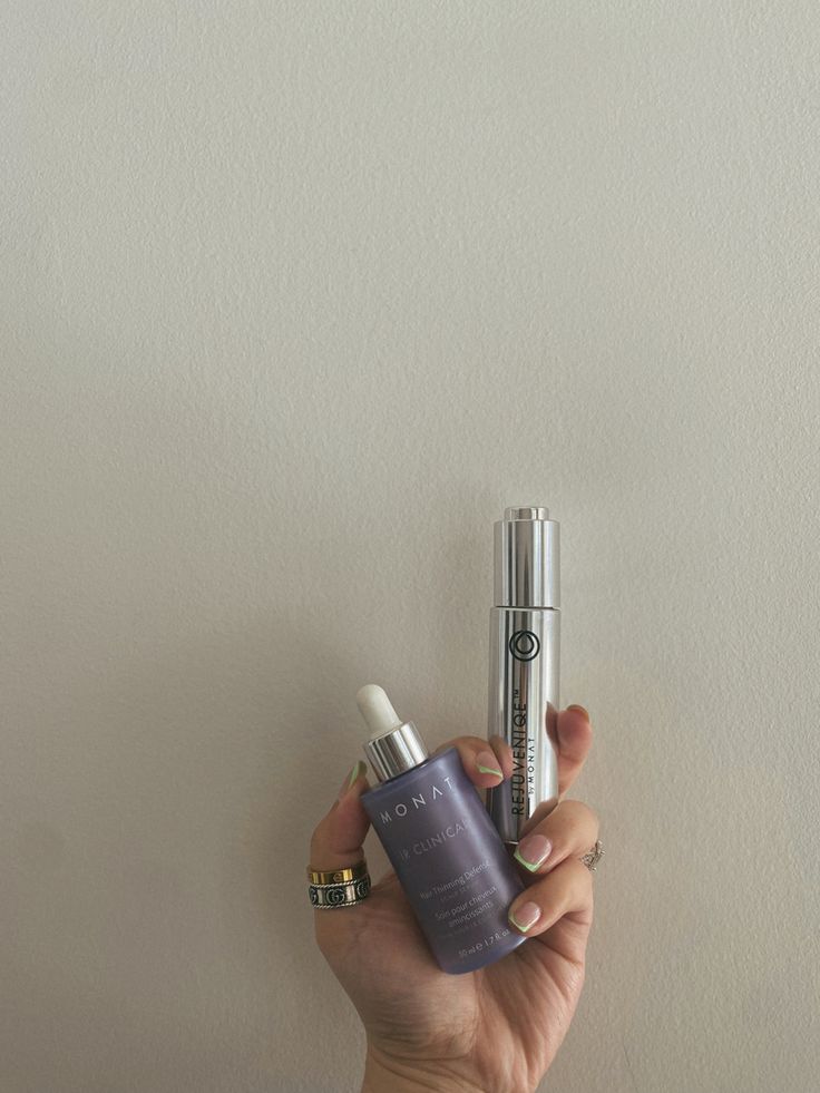 #monatirclinical #monat #monatrejuveniqeoil Monat Shampoo Aesthetic, Monat Scalp Serum, Monat Aesthetic Wallpaper, Monat Background Photos, Ir Clinical Serum Monat, Monat Products Aesthetic, Monat Background, Monat Oil, Monat Aesthetic