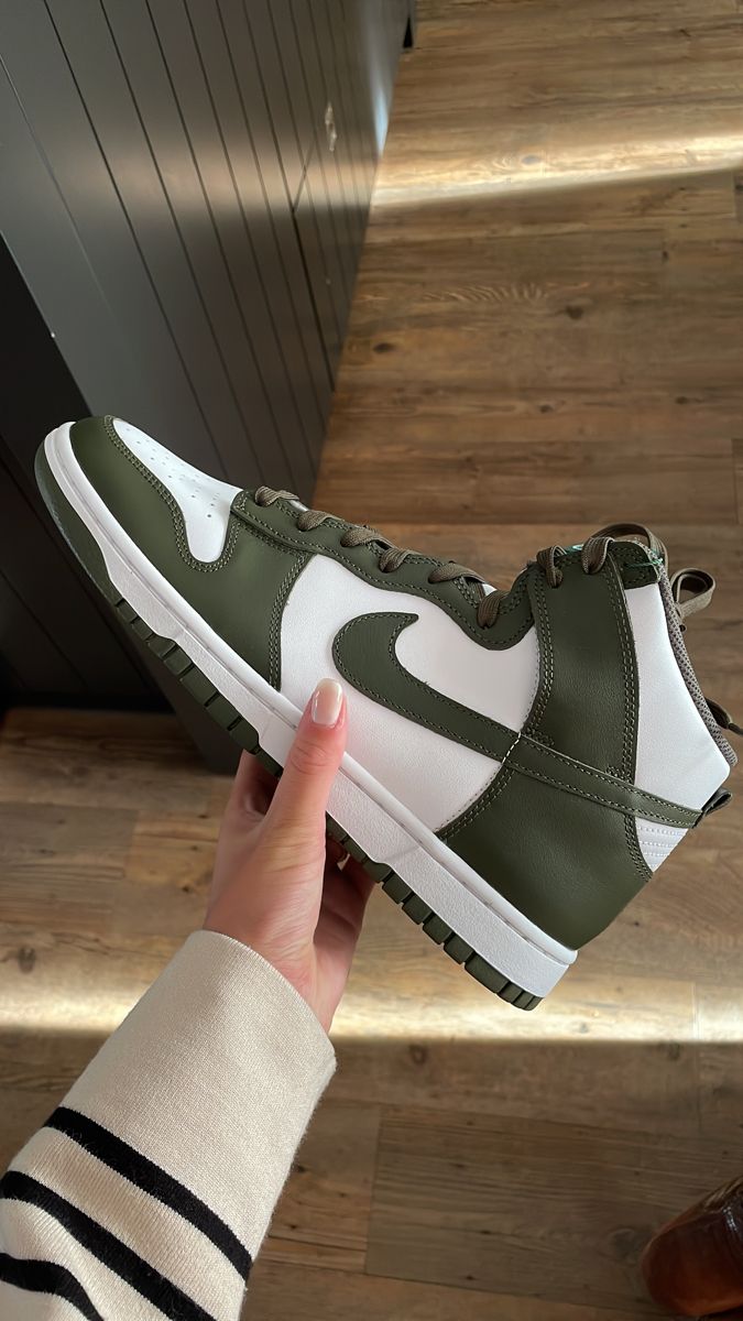 Cargo Khaki, Nike Dunk High, Dunk High, Shoe Inspo, Nike Dunk Low, Nike Dunk, Nike Dunks, Christmas List, Sneakers Nike