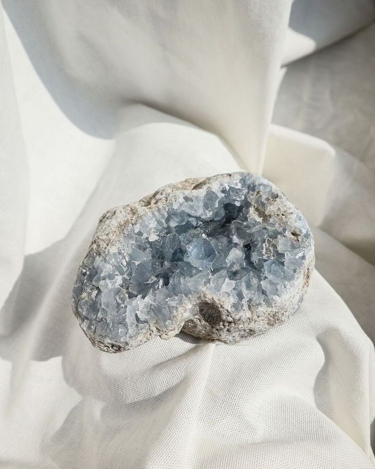 Cleanse Home, Home Cleanse, Manifesting Intentions, Crystal Room, Meditation Accessories, Celestite Crystal, Light Blue Aesthetic, Crystal Aesthetic, Magical Life