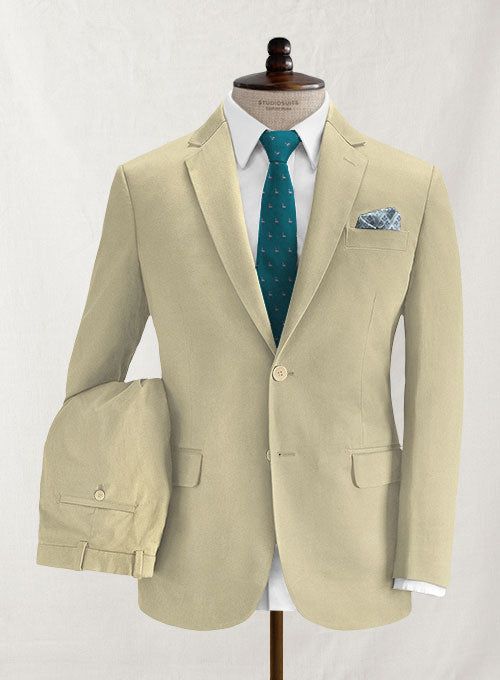 Truly unique and fascinating, make your tailored collection a bit more special by adding this Stretch Summer Weight Khaki Chino suit. Crafted from cotton lycra blend, this suit offers natural stretch for effortless motion. Combine it with a matching waistcoat, a crisp white shirt, brown patterned tie and brown shoes. L Camo Suit, Grey Tweed Suit, Ivory Suit, Modern Urban Style, Unstructured Jacket, Navy Chinos, Tweed Trousers, Green Chinos, Linen Suits