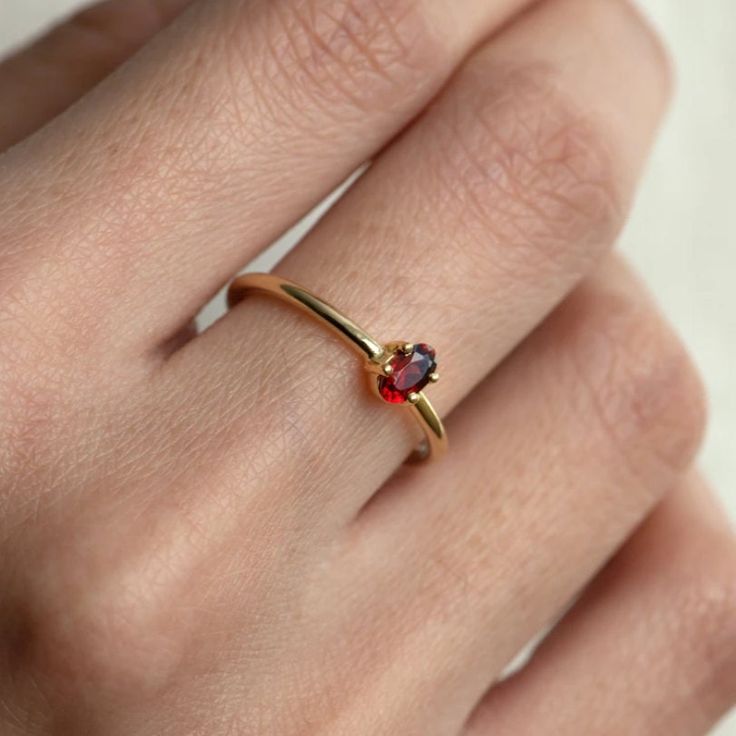 Garnet Ring Engagement, Gold Garnet Ring, January Birthstone Rings, Garnet Engagement Ring, Gold Jewellry, Red Garnet Ring, Tanzanite Ring, January Birthstone, Garnet Ring