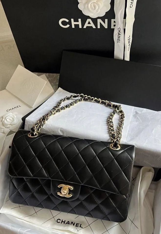 Premium Grade Products?
 	Top-Tier Craftsmanship
 	Elite & Exceptional Quality Copies
 	Contact us if you?ve any questions in your mind. Mochila Chanel, Chanel Bag Classic, Chanel Classic Flap Bag, Expensive Bag, Dream Bag, Luxury Bags Collection, Aesthetic Bags, Cinnamon Girl, Classic Flap Bag