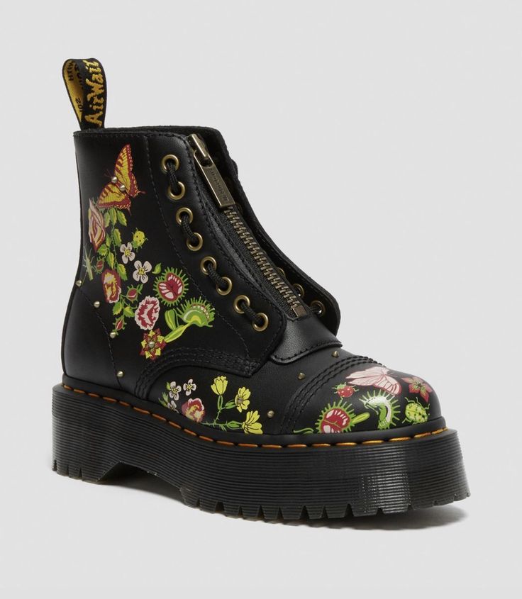 Music Festival Shoes, Dr Martens Sinclair, Jungle Boots, Leather Platform Boots, Venus Flytrap, Platform Boots Women, Black Dr Martens, Festival Shoes, Black Platform Boots