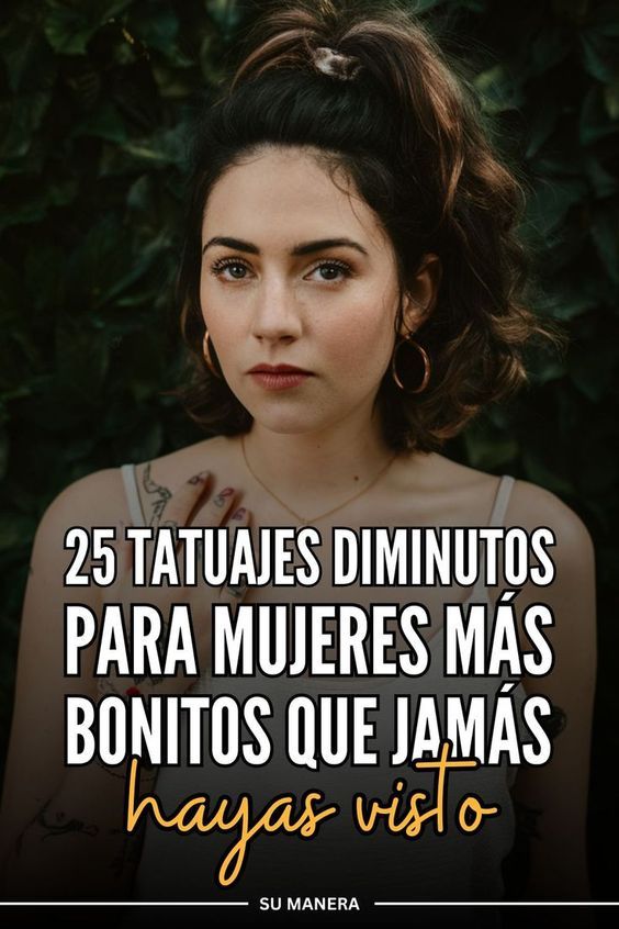 Los tatuajes en la parte baja de la espalda han vuelto con fuerza y están más de moda que nunca. Explora los diseños más actuales y atrévete a lucir esta tendencia renovada con un toque moderno y audaz. Tiny Tattoos For Women, 3d Tattoos, Tiny Tattoos, Tattoos For Women, Jam, Tattoos