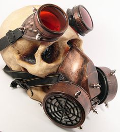 Gas Mask And Goggles, Gas Mask Steampunk, Half Gas Mask, Steampunk Face Mask, Steampunk Gas Mask, Gas Masks & Respirators, Steampunk Mask, Steampunk Aesthetic, Steampunk Goggles