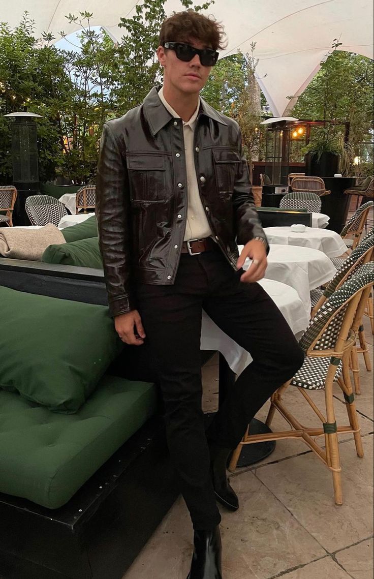 Posh Outfits Men, Mens Nye Outfit Men's Fashion, Rich Boy Aesthetic Outfits, Party Outfit Guys, Vintage Leather Jacket Outfit Men, Rich Men Outfits, Leather Jacket Outfit Men, Don't Know What To Wear, Men Stylish Dress