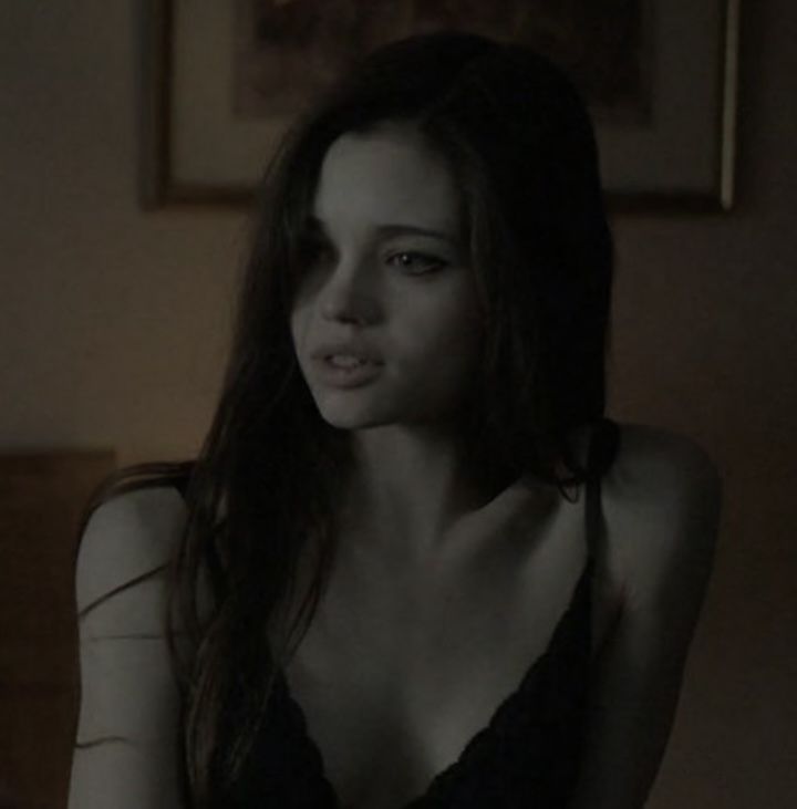 White Female Face Claim, India Eisley Icons, India Eisley Aesthetic, Hot Girly Icon, Potter Siblings, India Eisley Movies, Brother And Sister Aesthetic, India Eisley, John Watson