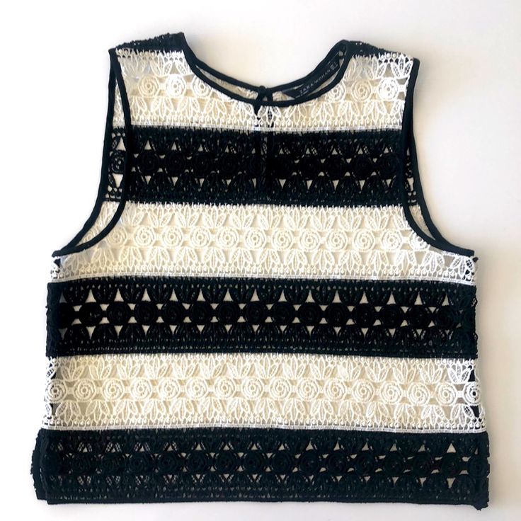 Zara Lace Black & White Top Size Small, New Without Tags. Chic Black Crochet Top For Spring, Chic Black Crochet Top For Summer, Black Crochet Top For Spring Day Out, Black Crochet Crop Top For Spring, Chic Black Sleeveless Crochet Top, Chic White Crochet Top By Zara, Chic White Crochet Crop Top, Zara Black Tops For Vacation, Summer Sleeveless Black And White Tops