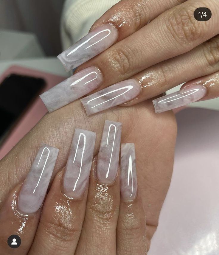 white and clear marble on medium square nails Marble Acrylic Nails, Jade Nails, Clear Acrylic Nails, Long Square Nails, Tapered Square Nails, Ombre Acrylic Nails, Transparent Nails, White Acrylic Nails, White Nail Art