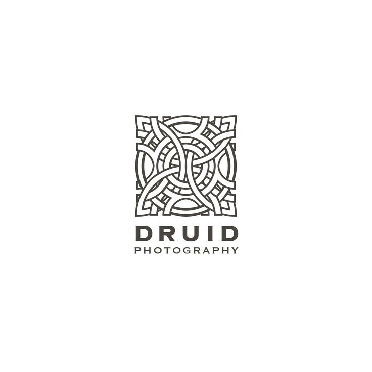 the logo for druid photography, which is designed to look like a celtic knot