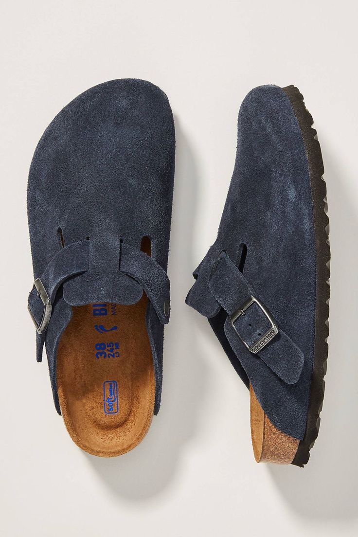 Sepatu Platform, Birkenstock Boston Clogs, Adrette Outfits, Boston Clogs, Dr Shoes, Skandinavian Fashion, Shoe Wishlist, Blue Suede Shoes, Adidas Spezial