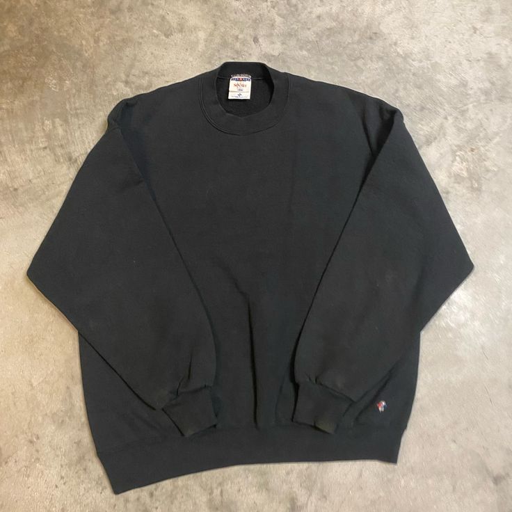 Brand: Jerzees Color: Black Size: Men’s Xl Condition: Gently Used - Good Please Note: Color May Vary Slightly Due To Screen And Lighting. All Items, Unless Marked Nwt, Are Gently Used And May Have Signs Of Wear. Vintage Items Are 20-40 Years Old!!! We Try To Call Out Any Flaws/Imperfections In The Description. Please View All Photos For Condition And Feel Free To Message Me For More Pictures Or Measurements. Please Wash All Items Prior To Wear. Vintage Clothing May Run Smaller Than Modern Clothi Vintage Black Cotton Sweatshirt, Black Cotton Vintage Sweatshirt, Black Vintage Cotton Sweatshirt, Black Vintage Sweater For Streetwear, Vintage Black Sweatshirt With Ribbed Cuffs, Vintage Black Top With Ribbed Cuffs, Blank Sweatshirts, Modern Clothing, Shirts Black