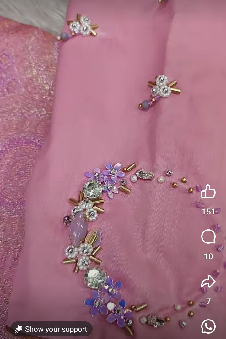 Simple Brooches Blouse Design, Brooch Work Blouse Design, Brooches Blouse Design, Brooch Work, Magam Work, Brooch Design, Pakistan Dress, Embroidery Fashion Detail, Maggam Work Designs