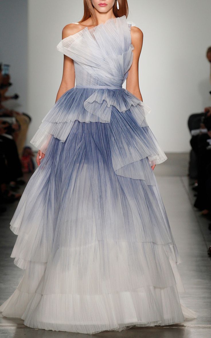 Pleated Tulle Dress, Pleats Fashion, Womens Tulle Skirt, Pamella Roland, Pleated Tulle, Pleated Gown, Tulle Gown, Up Girl, Beautiful Gowns