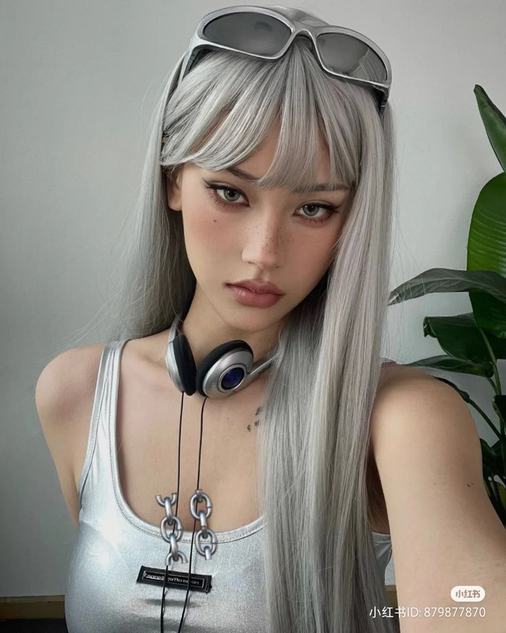 White Hair Asian Girl, Asian Silver Hair, Asian White Hair, Guo Yanghua, Cosplay Hair, Trendy Hair Color, Wig With Bangs, Hair Reference, Hair Inspo Color