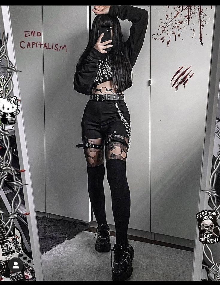 Egirl Fashion, E Girl Outfits, Fashion Fails, Tomboy Style Outfits, Punk Outfits, Swaggy Outfits, Gothic Outfits, Alternative Outfits, Really Cute Outfits