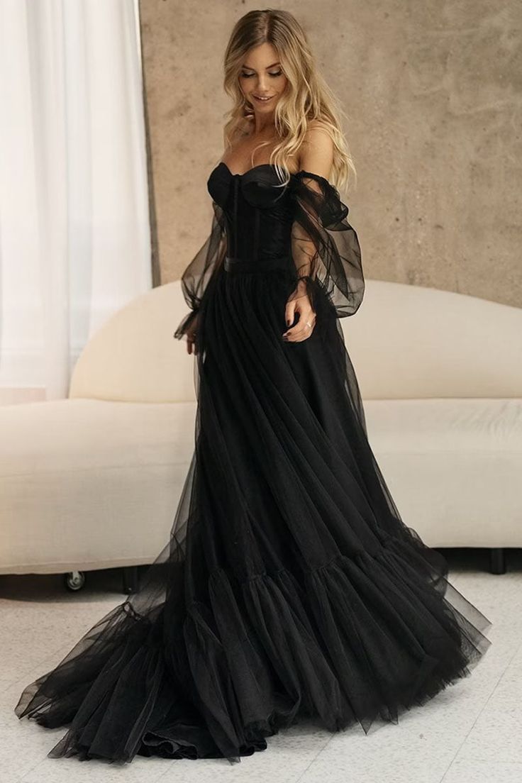 Black Tulle Wedding Dress, Long Sleeve Bridal Gown, Tulle Maxi Dress, Dark Wedding, فستان سهرة, Black Tulle, Love Black, Long Sleeve Wedding, Black Wedding Dresses