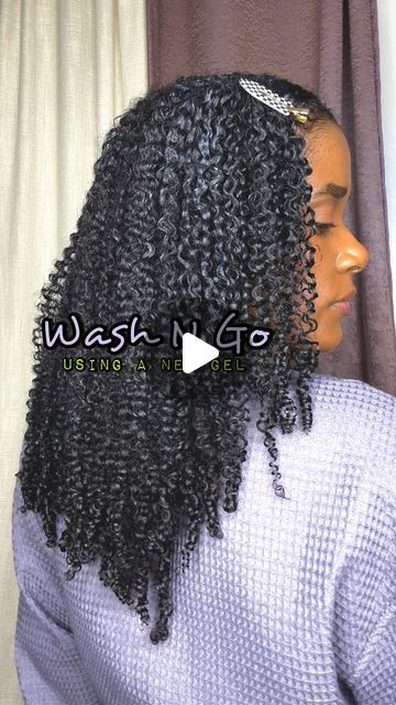 Rosie | Natural Hair Blogger on Instagram: "Happy #selfcaresunday Queens!💗I hope you’re doing very well and are taking the time to practice some form of self-care today. Who’s washing their hair today? 👀 . Here’s a look at my recent wash n go using the new Tropical Osais gel from Miche Beauty. The gel has a great hold and it paired so well with my favorite leave in conditioner and cream. The first step to a really good wash and go is to make sure that you are starting off on clean washed hair. I have low porosity hair so I love to apply my products on soaking wet hair. The products just absorb better into my strands. To do my wash n gos, I apply a leave in, a cream, a gel and then a small amount of oil to each section to seal in all the moisture. I also work in small sections when doing Side Part Wash And Go, The Wet Look Natural Hair, Wash N Go Styles, Wash And Go Hair Styles, Wash N Go Hairstyles 4c Hair, Wash And Go Products, Wash N Go Hairstyles, Wash And Go Natural Hair Type 4, 4c Wash And Go