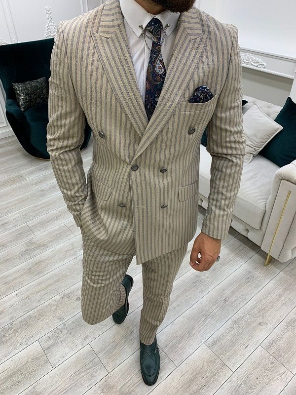 Striped Suit, Suit Ideas, Pants Gift, Suit For Men, Suit Material, Brown Suits, Slim Fit Suits, Slim Fit Suit, Peak Lapel