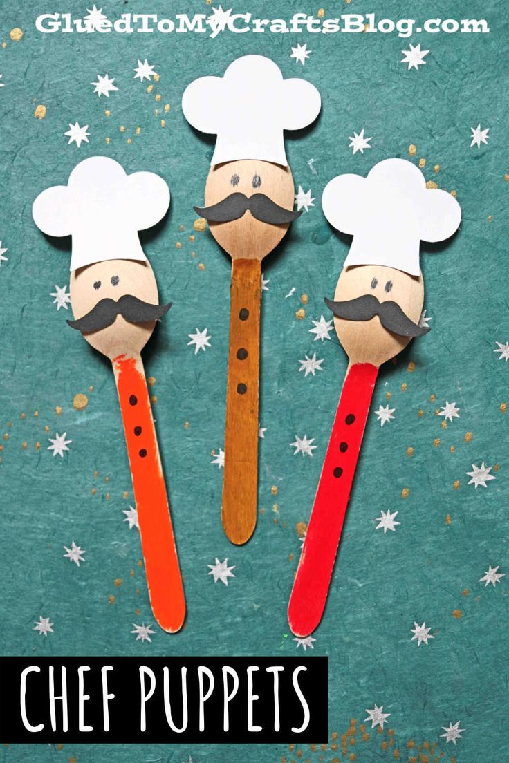 three wooden spoons with chefs on them and the words chef puppets in front of them