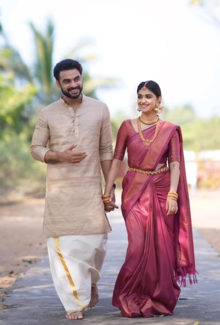 Groom Father Indian Wedding Outfits, Kerala Onam Dress For Mens, Kerala Wedding Groom Dress, Kerala Wedding Poses, Onam Outfits Ideas Men, Engagement Dress South Indian, Kurta And Mundu Kerala Men, Traditional Kanchipuram Sarees, South Indian Couple Wedding Outfit