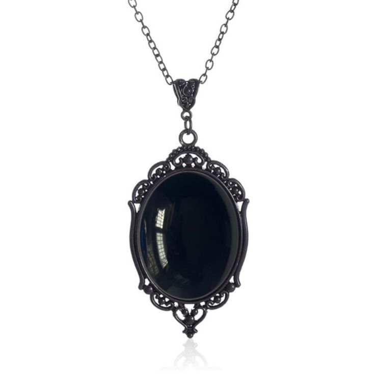 Material: Alloy Fashion Element: Moon Style: Cold Wind Halloween Victorian, Necklaces Vintage, Halloween Necklace, Witchy Fashion, Witch Jewelry, Gothic Necklace, Necklace Chain Lengths, Pendent Necklace, Necklace Craft