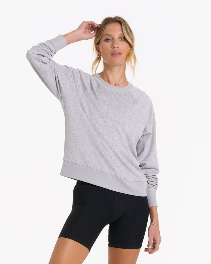 Constructed in luxe-to-the-touch recycled materials with performance technology, this classic, cropped pullover just might be the softest workout-to-weekend staple you’ll ever wear. Great for training, traveling, hiking, running and lounging. | Vuori Long-Sleeve Halo Crew Neck Shirt | Pale Grey Heather | Large Vuori makes premium performance apparel inspired by the active Coastal California lifestyle; an integration of fitness, surf, sport, and art. Breaking down the boundaries of traditional ac Cropped Pullover, Rain Pants, Tent Accessories, Casual Running Shoes, Kids Outerwear, Grey Pullover, Socks And Sandals, Crew Neck Shirt, Rain Wear