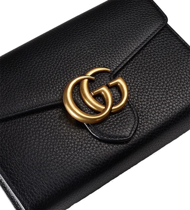 Gucci Marmont Chain Wallets are taking the fashion scene by the hand! Our favorite line of bags and leather goodies have now ventured into beautiful WOCs (which we believe has a large fanbase of it… Gucci Woc, Gucci Chain Wallet, Gucci Wallet On Chain, Leather Goodies, Mini Chain Bag, Gucci Marmont, Gucci Gg Marmont, Wallet On Chain, Chain Wallet