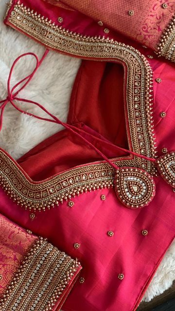 Bride Saree Look For Wedding, Not Blouse Design, Bridal Hand Work Blouse Design, Booti Work Embroidery Blouse, Designer Bridal Blouse Designs, Blouse Back Neck Aari Designs, Aari Work Paithani Blouse Simple Design, Blouse Work For Bride, Pattu Blouse Neck Designs Latest