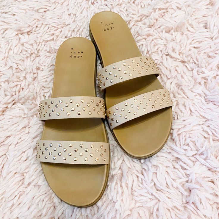 Hey there ladies, today I am doing a summer roundup of the best sandals for summer that are from target Target Outfits, Target Must Haves, Modest Outfit Ideas, Target Shoes, Blush Gold, Trending Sandals, Target Clothes, Affordable Fashion Women, Target Style