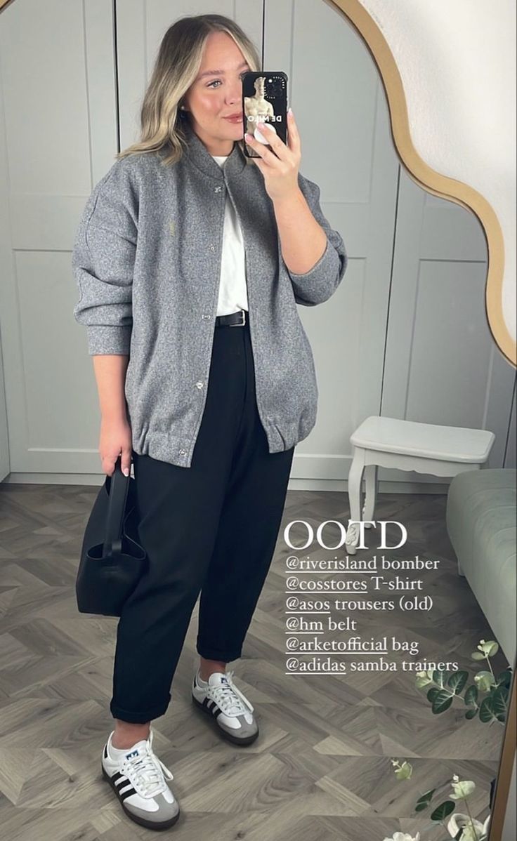 Work Outfits With Sneakers Plus Size, Plus Size Work Outfits Fall 2024, Size L Outfits For Women, Style Not Size, Office Looks For Women Plus Size, Casual Fall Outfits Curvy Women, Samba Outfit Plus Size, Business Casual Outfits For Women Plus Size Sneakers, Minimalist Midsize Fashion