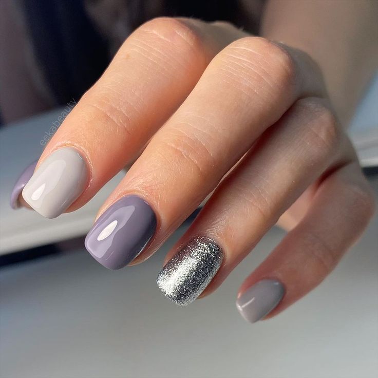 50+ Winter Nails To Try Out This Season! - Prada & Pearls Nails Gel Winter, Gel Winter Nails, Acrylic Winter Nails, Winter Nails Short, Nails Acrylic Winter, Nail Designs Winter, Winter Nail Colors, Winter Nails Gel, Deep Red Nails