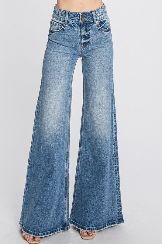 Vintage Wide Leg Jeans, Wide Leg Denim Jeans, 70s Inspired Fashion, High Rise Wide Leg Jeans, Wide Jeans, Denim Flares, Wide Leg Denim, Button Detail, Wide Leg Jeans