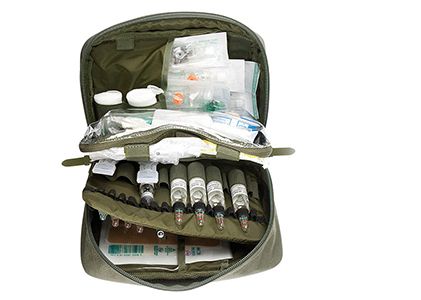 Individual First Aid Kit Tactical Medic, Police Equipment, Zombie Gifts, Army Gears, Tasmanian Tiger, Military Gear Tactical, Tac Gear, Medical Bag, Apocalypse Survival