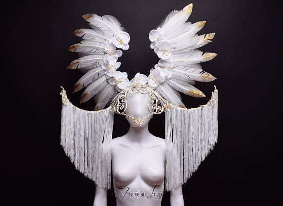 DANA Majestic Headdress Goddess of Snow Gala Bal Venice Royal Cosplay, Smink Inspiration, White Swan, Ice Queen, White Feathers, Fantasy Jewelry, Emu, Fantasy Clothing, Fantasy Fashion