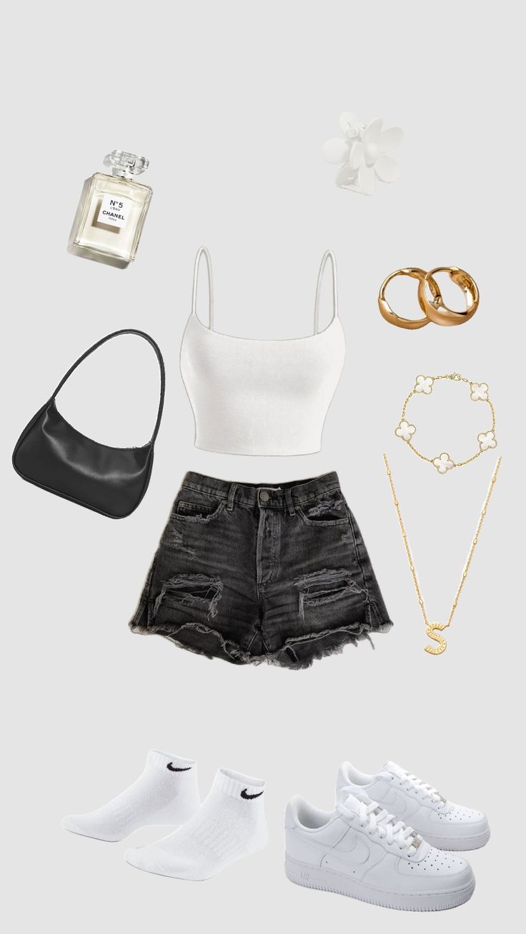 One of my fav summer outfits 🤍☁️���🖤💣 Outfit Ideas For Summer, Summer Outfit Collage, Summer Bitmoji Outfits, Cute Nike Outfits, Casual Preppy Outfits, Trendy Outfits For Teens, Outfit Inspo Casual, Trendy Summer Outfits, Cute Lazy Day Outfits