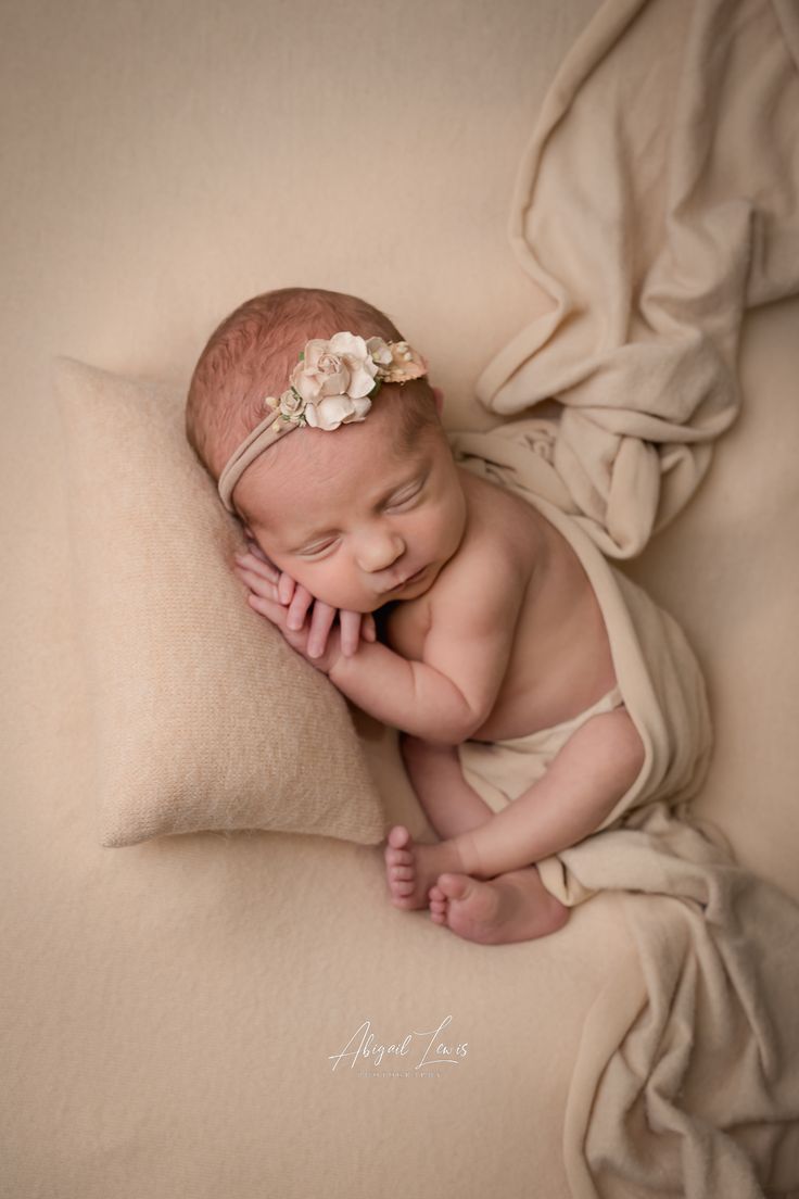 newborn photography image of baby curled up on a pillow posed with a wrap covering their nappy. Newborn Photography Wrapping, Newborn Posing Pillow, Side Pose, Sigma Art, Newborn Pillow, Canon 6d, Baby Poses, Newborn Poses, Newborn Posing