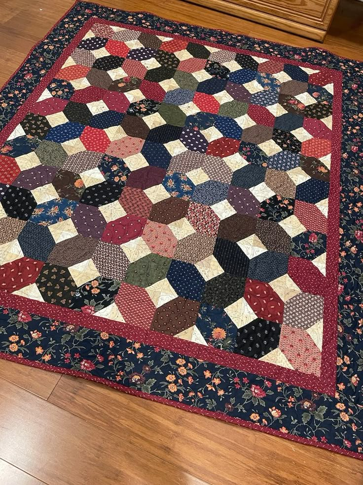 Civil War Era Quilt Reproduction Handmade Patchwork Quilt - Etsy Fat Quarter Quilt, Patchwork Quilt Patterns, Patchwork Quilt, Patchwork Quilts, Quilt Patterns, Fat Quarter, Ships, Sewing, Pattern