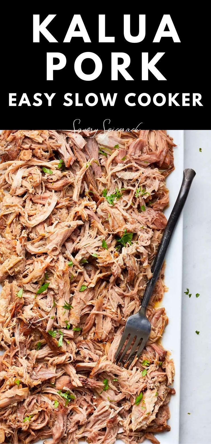 Easy Slow Cooker Kalua Pork on a plate. Kaluha Pork, Kalua Pork Crockpot, Kalua Pig Recipe, Slow Cooker Kalua Pork, Kalua Pork Recipe, Kalua Pulled Pork, Kahlua Pork, Simple Crockpot, Luau Food