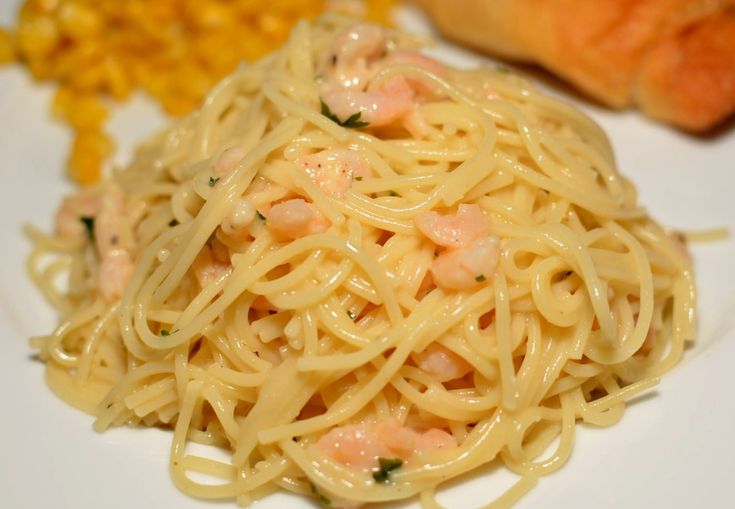 pasta with shrimp and corn on the side